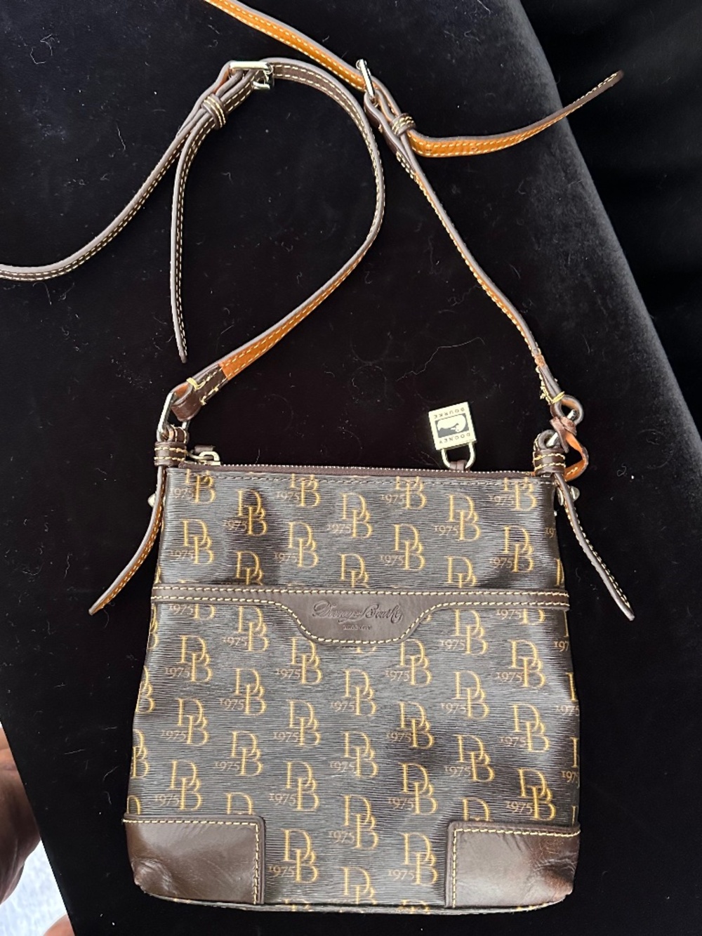 Dooney & Bourke 1975 Signature Crossbody bag
